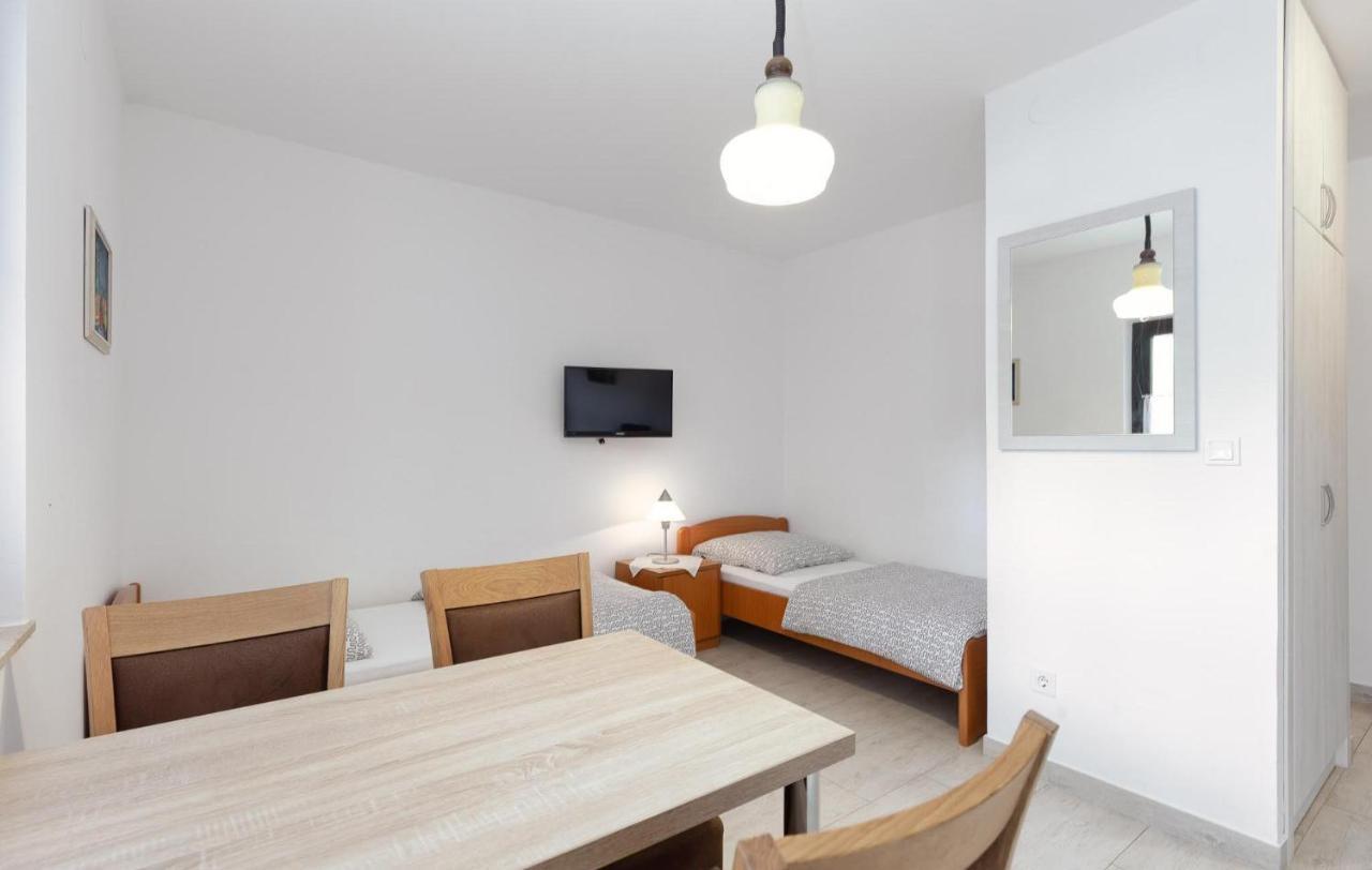Mirko Apartamento Poreč Exterior foto