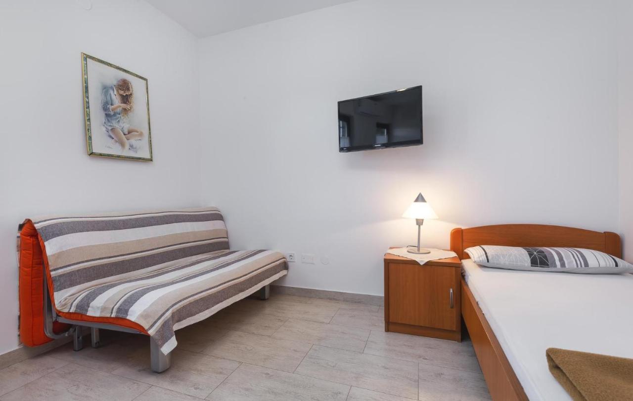 Mirko Apartamento Poreč Exterior foto
