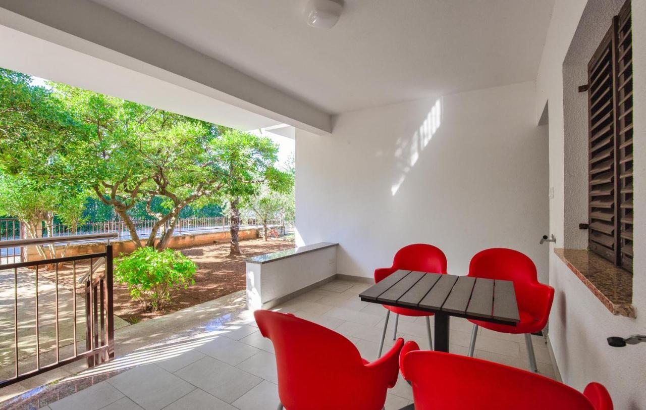 Mirko Apartamento Poreč Exterior foto