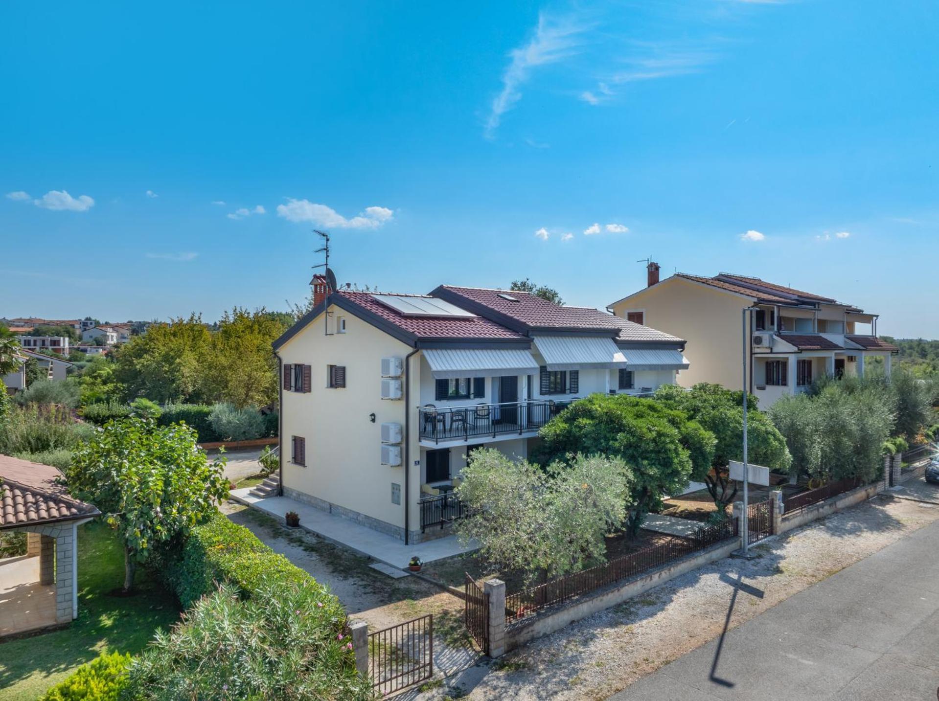 Mirko Apartamento Poreč Exterior foto